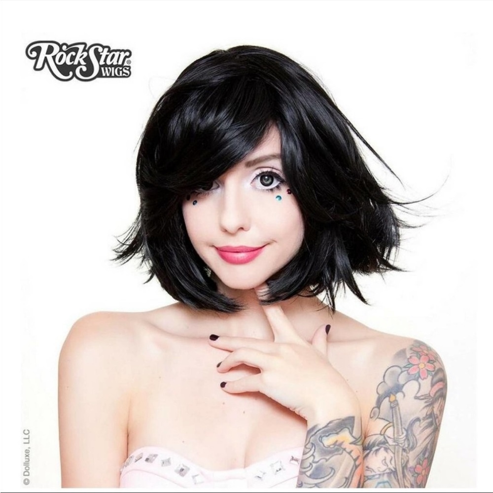 Rockstar Wigs Hologram 12”, Black. New with tags.